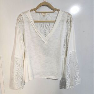 POL Women's White Lace Sleeve Top, Size Medium